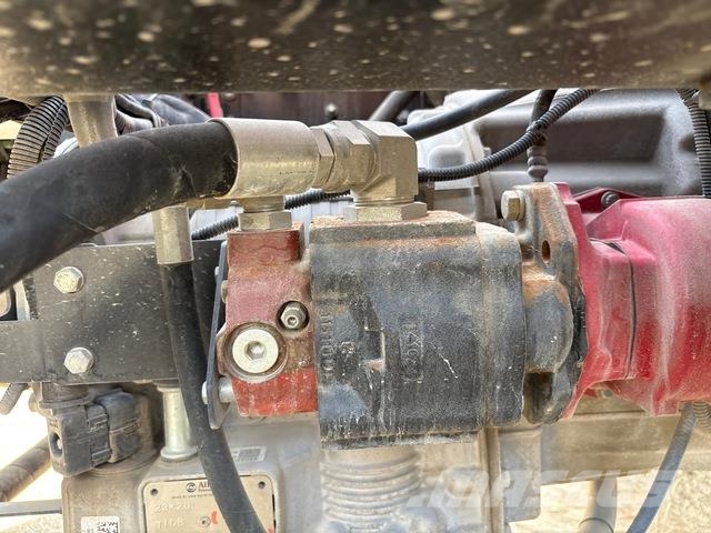 Kalmar TL2 جرارات صالات المطارات