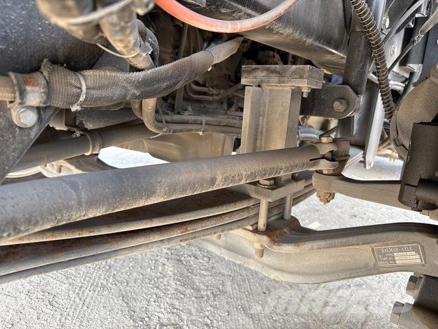 Kalmar TL2 جرارات صالات المطارات