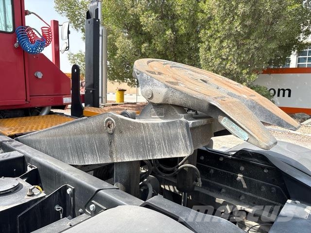 Kalmar TL2 جرارات صالات المطارات
