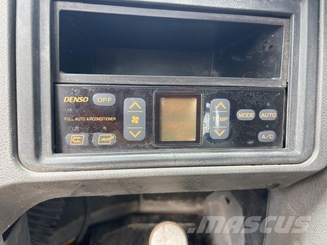 Kawasaki 70ZV Kolové nakladače