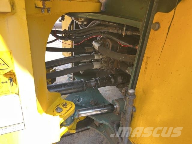 Kawasaki 70ZV Kolové nakladače
