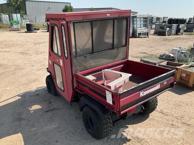 Kawasaki Mule 550 ماكينات منفعة عامة