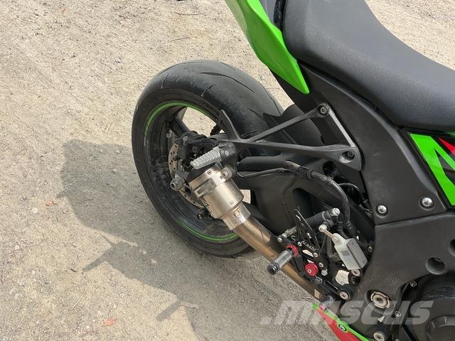 Kawasaki Ninja ZX10R 全地形車
