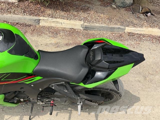 Kawasaki Ninja ZX10R 全地形車