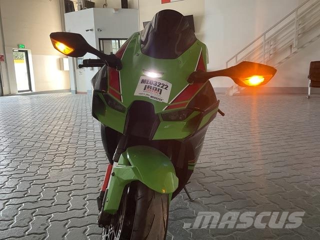 Kawasaki Ninja ZX10R 全地形車