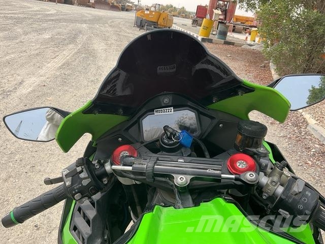 Kawasaki Ninja ZX10R 全地形車