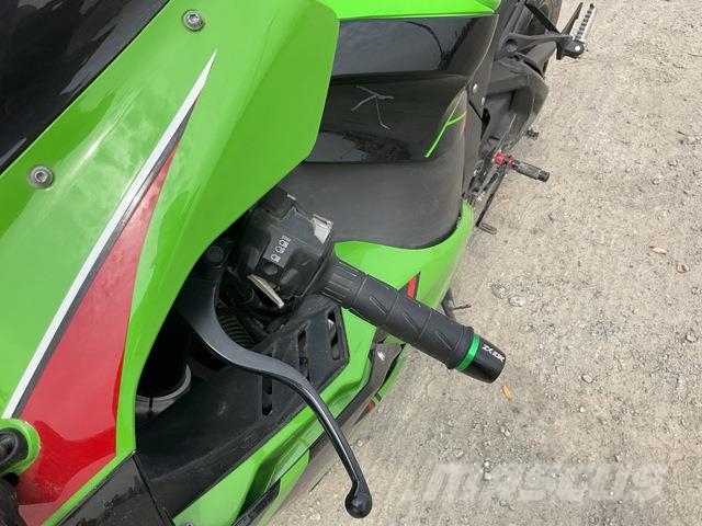 Kawasaki Ninja ZX10R 全地形車