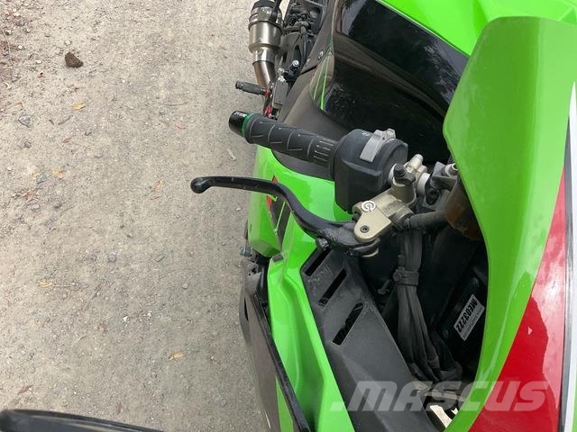 Kawasaki Ninja ZX10R 全地形車