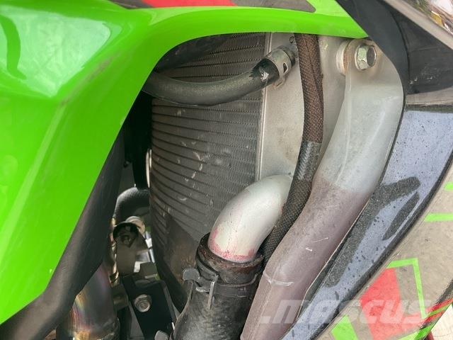 Kawasaki Ninja ZX10R 全地形車
