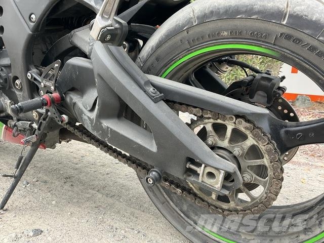 Kawasaki Ninja ZX10R 全地形車