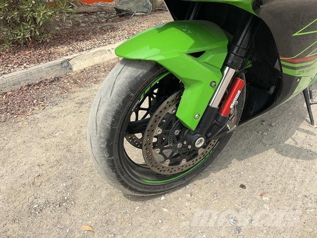 Kawasaki Ninja ZX10R 全地形車