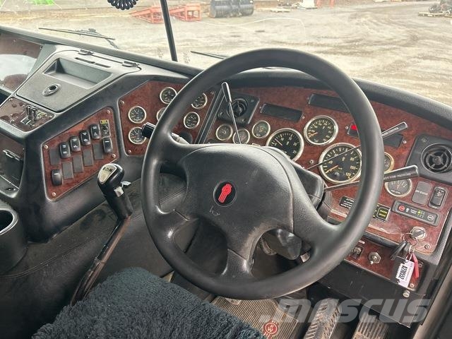 Kenworth K200 Big Cab Aerodyne Tractor Units
