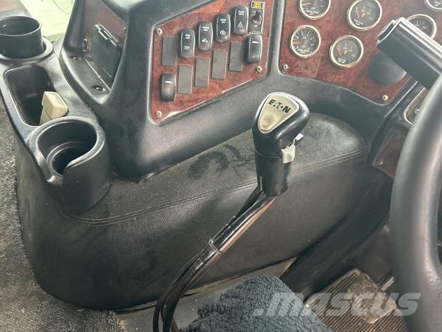 Kenworth K200 Big Cab Aerodyne Tractor Units