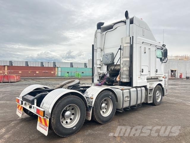 Kenworth K200 Big Cab Aerodyne Tractor Units