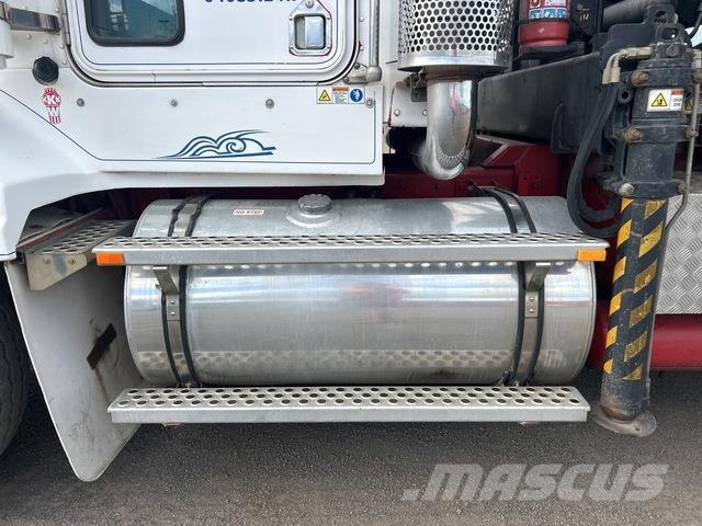 Kenworth T404SAR Entreprenad - Övrigt