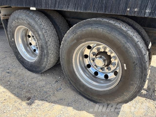 Kenworth T404SAR Tipper trucks