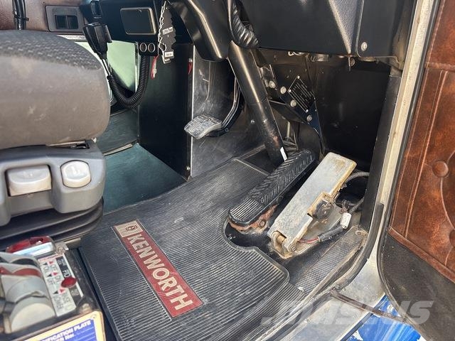 Kenworth T404SAR Самоскиди