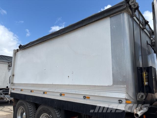 Kenworth T404SAR Самоскиди