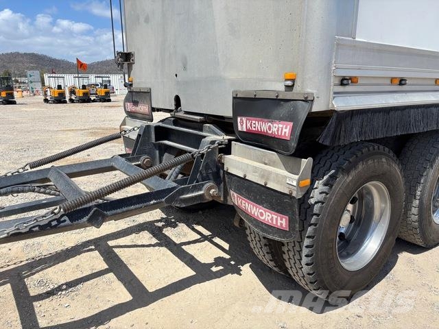 Kenworth T404SAR Tipper trucks