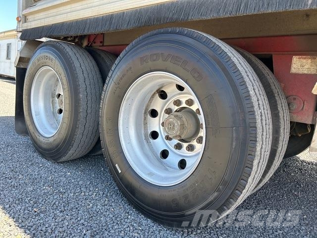 Kenworth T409 Tipper trucks