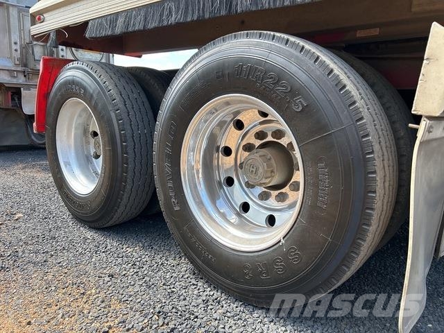 Kenworth T409 Tipper trucks