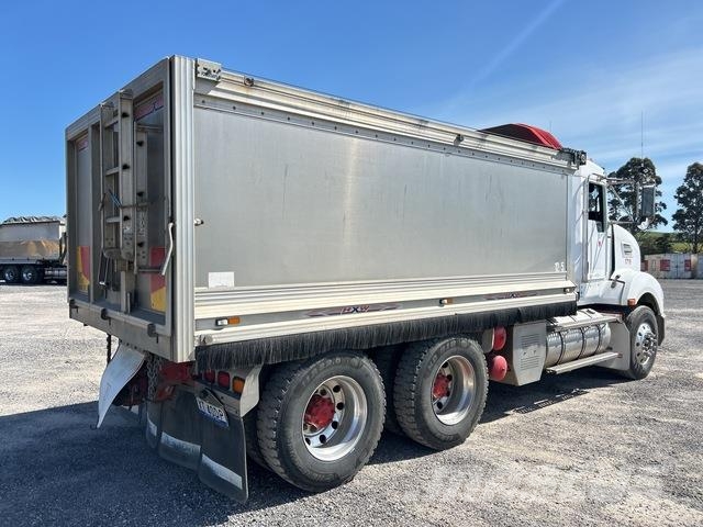 Kenworth T409 Tipper trucks