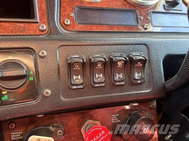 Kenworth T409 Tipper trucks