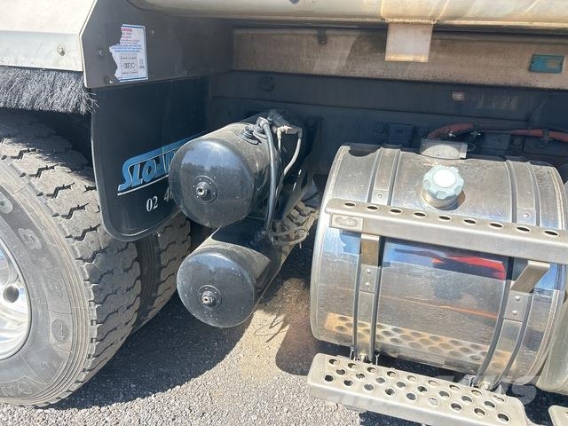 Kenworth T409 Tipper trucks