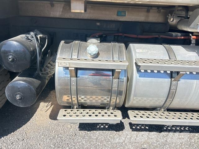 Kenworth T409 Tipper trucks