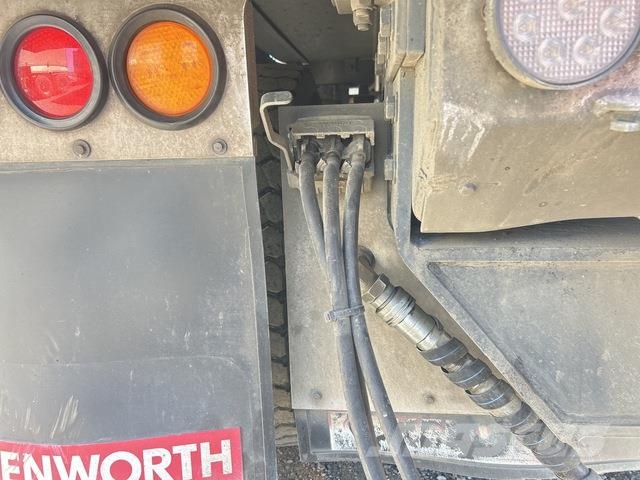 Kenworth T409 Tipper trucks