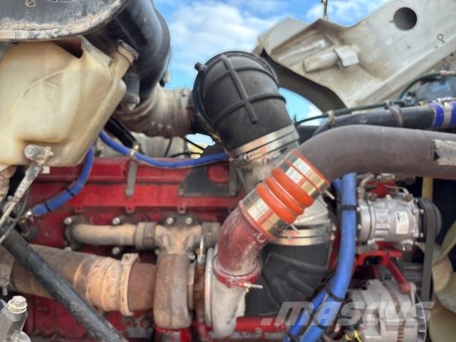 Kenworth T604 وحدات الجر