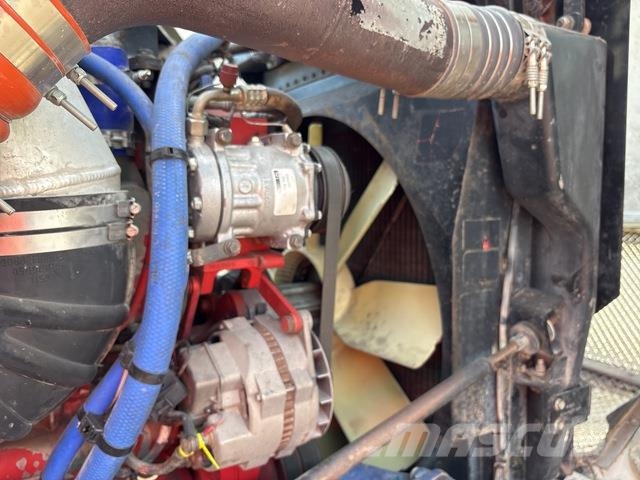 Kenworth T604 وحدات الجر