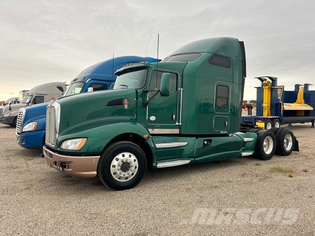 Kenworth T660 Motrici e Trattori Stradali
