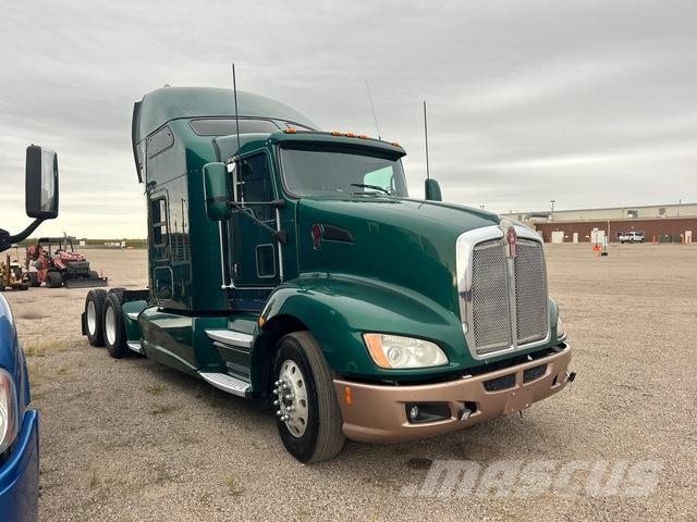 Kenworth T660 Motrici e Trattori Stradali