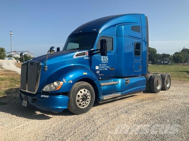 Kenworth T680 وحدات الجر