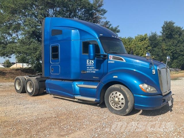Kenworth T680 وحدات الجر