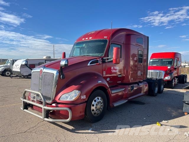 Kenworth T680 Naudoti vilkikai