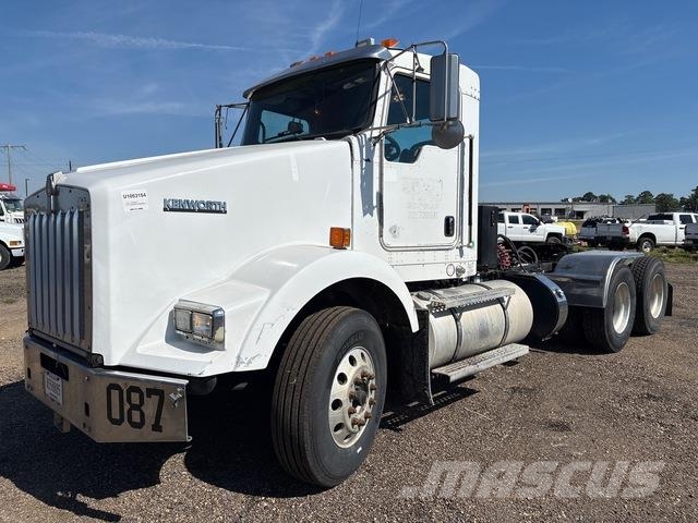 Kenworth T800 Тягачі