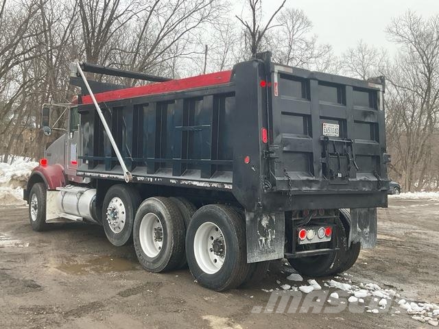 Kenworth T800 Самосвал