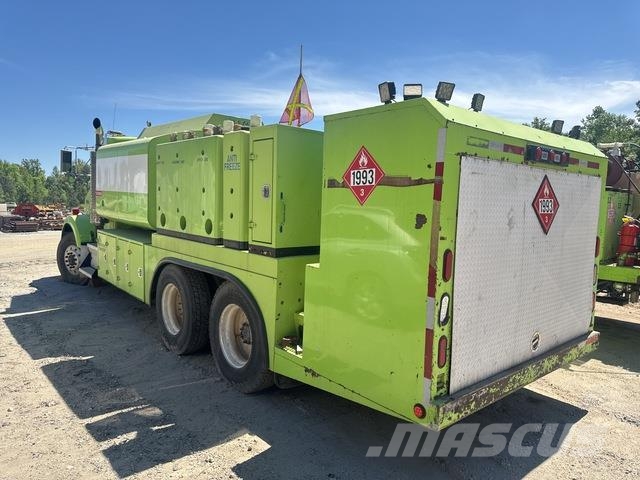 Kenworth T800 Tanker trucks