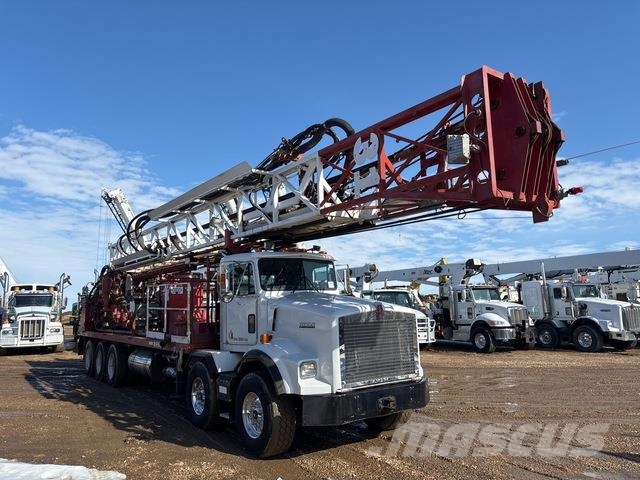 Kenworth T800B Lastbilar med borraggregat