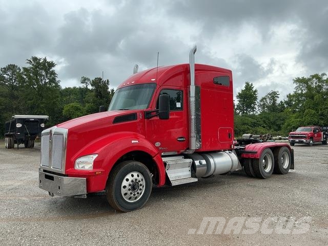 Kenworth T880 Tractor Units