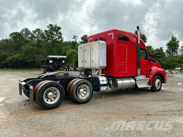 Kenworth T880 Tractor Units
