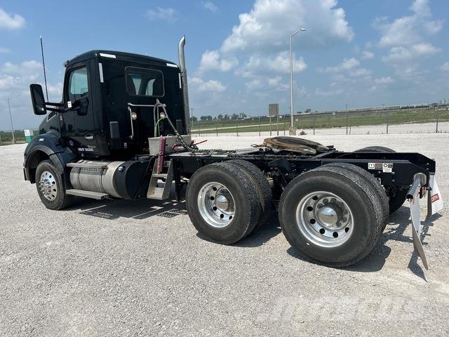 Kenworth T880 Naudoti vilkikai