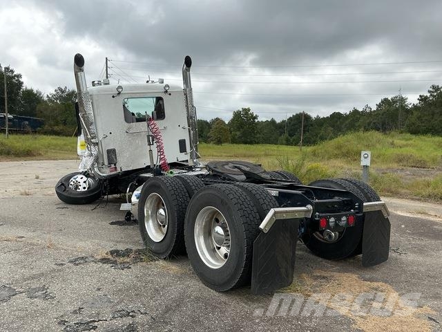 Kenworth T880 Motrici e Trattori Stradali