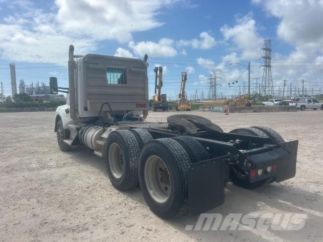 Kenworth T880 Cabezas tractoras