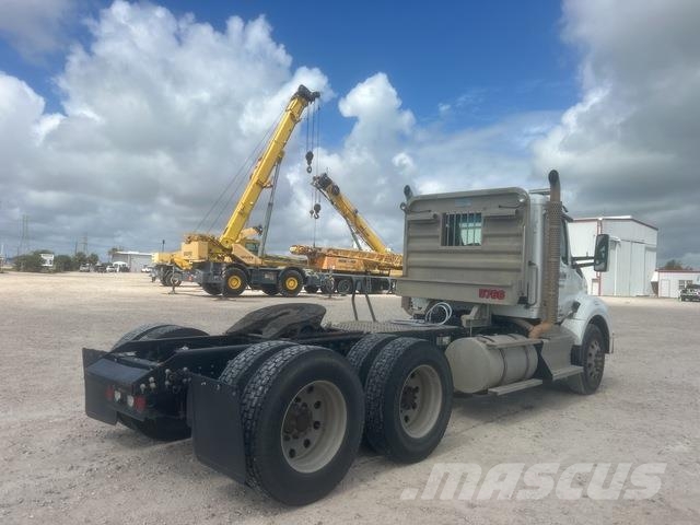 Kenworth T880 Cabezas tractoras