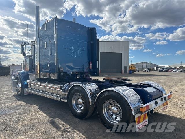 Kenworth T909 Naudoti vilkikai