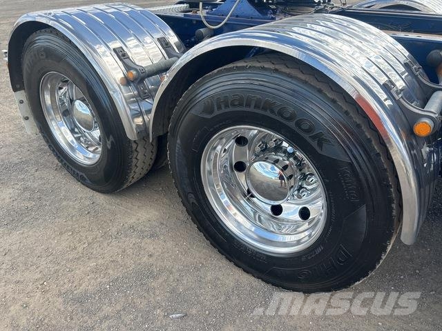 Kenworth T909 Naudoti vilkikai