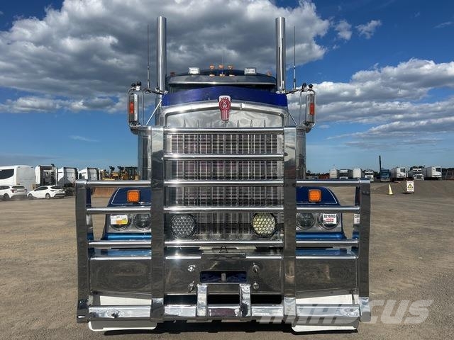 Kenworth T909 Naudoti vilkikai